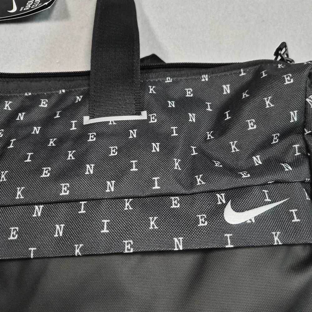 Nike Radiate Club 25L Training Duffel Bag Black White BA6408-010 New